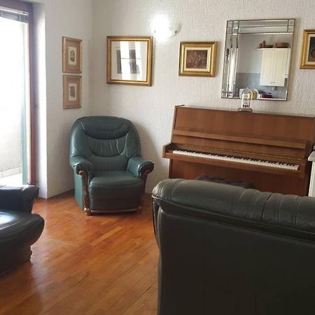 Apartment Sara ピロヴァッツ エクステリア 写真